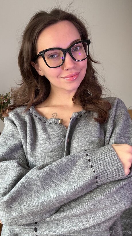 Dani Purrre Füße OnlyFans