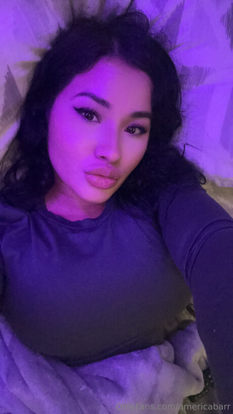 Americabarr OnlyFans geleakte Brüste