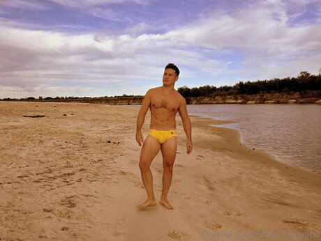 Nachoganico OnlyFans-Bilder