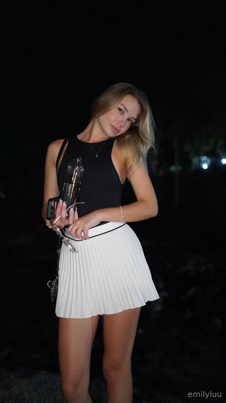 Emilylu OnlyFans Pornografie geleakt