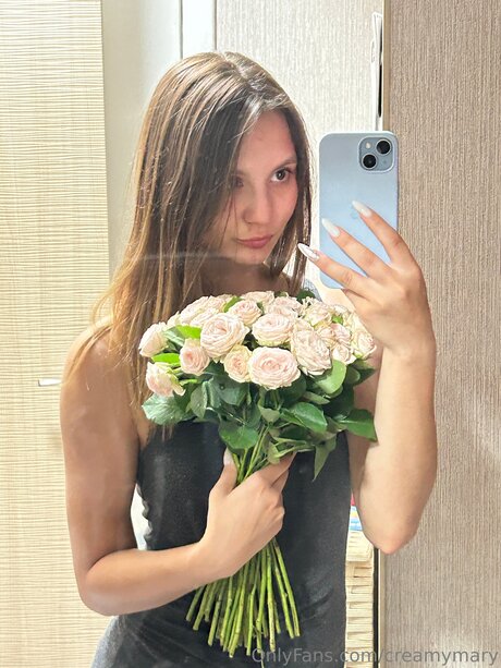 Littleangelmary Nacktbilder von OnlyFans geleakt