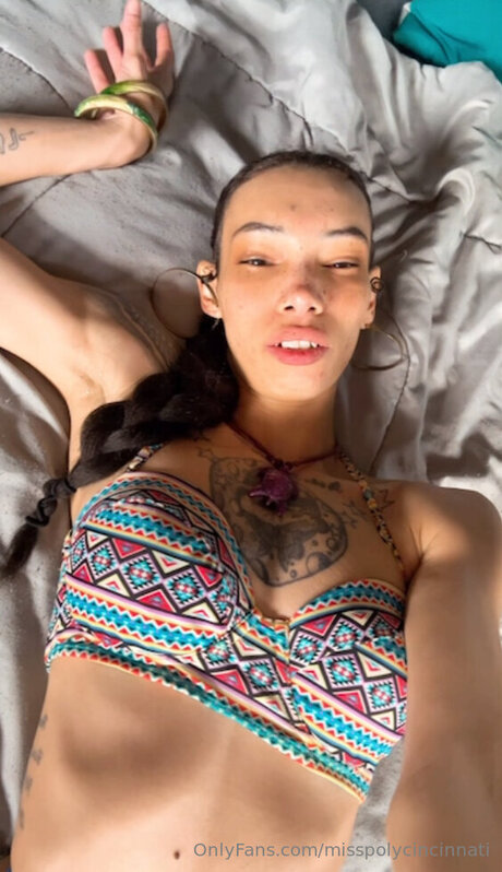 Misspolycincinnati Nackt auf OnlyFans