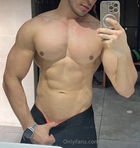 Elixxxofficfree OnlyFans-Pornos