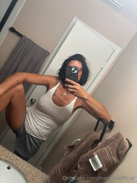 Maryiceofficial OnlyFans Bilder