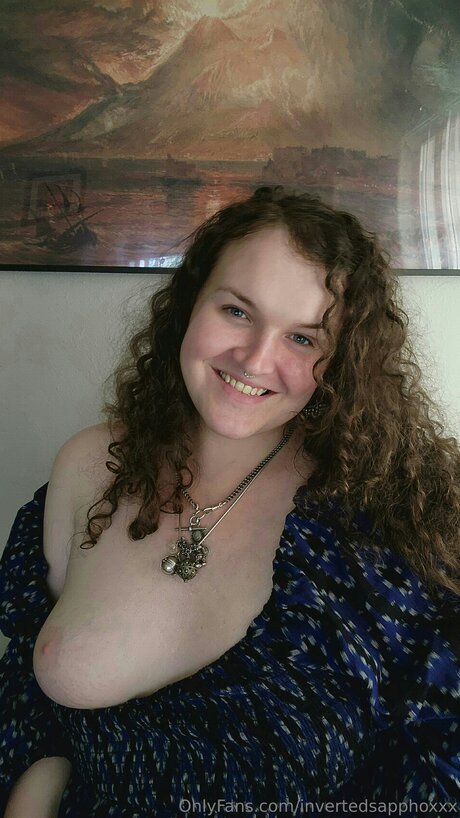 Invertedsapphoxxx Nacktbilder geleakt OnlyFans Aufgedeckt