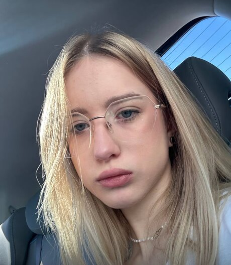 Aminaone OnlyFans Fotos