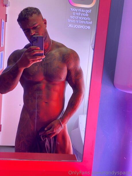 Randyspage Nacktbilder OnlyFans