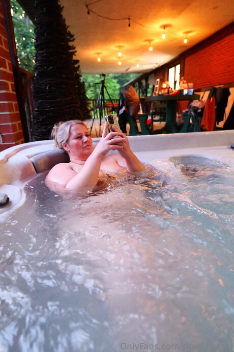 Sheslillyhart Nacktbilder von OnlyFans