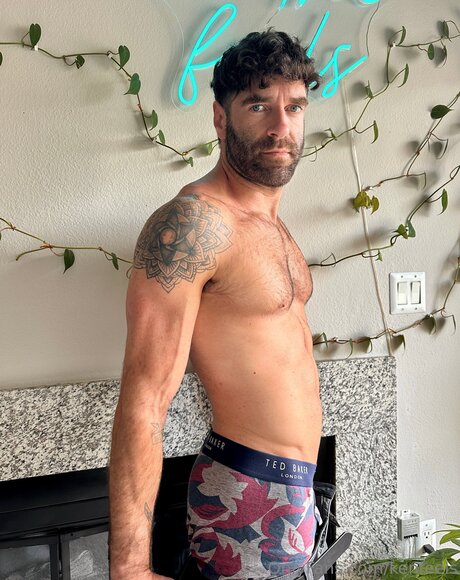 Kenfeels Nacktbilder von OnlyFans