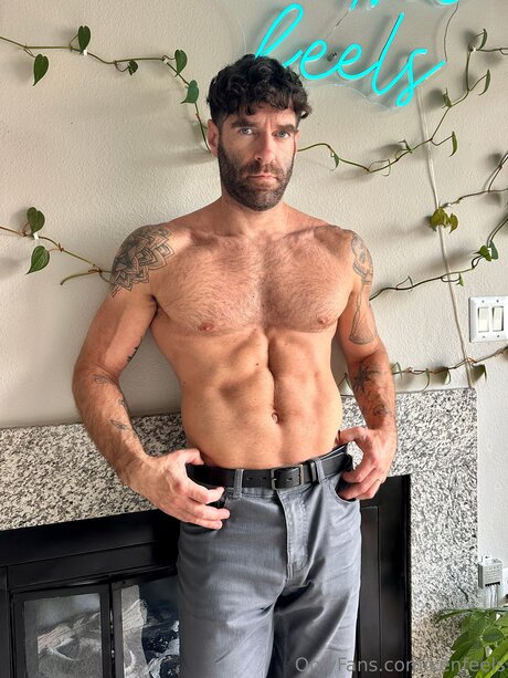 Kenfeels OnlyFans Nacktfotos