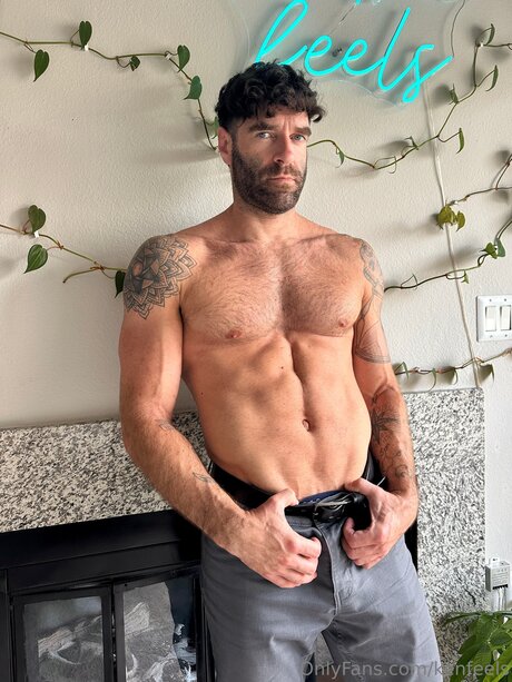 Kenfeels Nacktbilder von OnlyFans