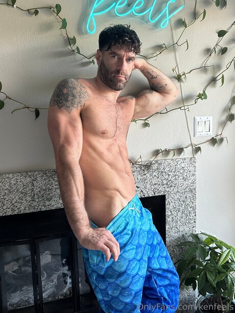 Kenfeels Nacktbilder von OnlyFans geleakt