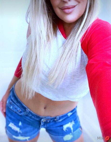 Miababyxoxo OnlyFans Nackt