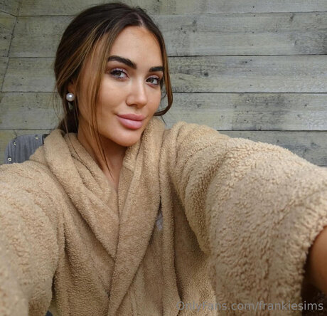 Frankiesims OnlyFans Leak