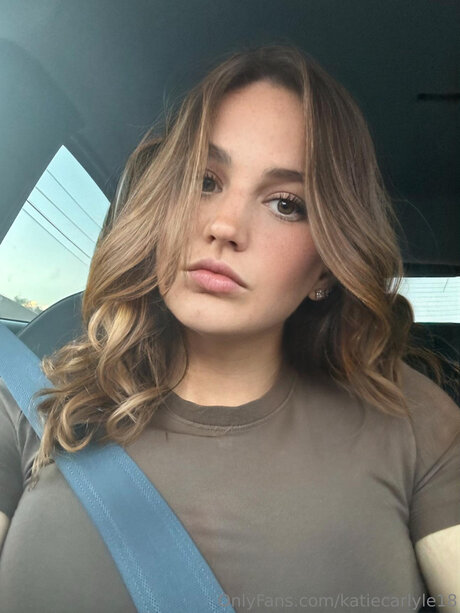 Katiecarlyle18 Nacktbilder geleakt OnlyFans Aufgedeckt