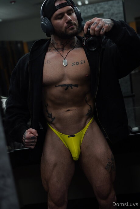 Domsluvz OnlyFans Modelfoto