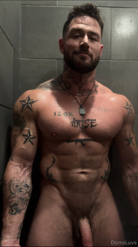 Domsluvz Nacktbilder von OnlyFans geleakt