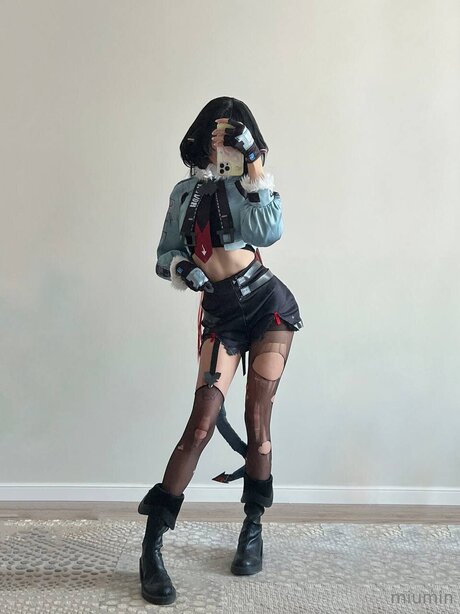 Miumin Nackt auf OnlyFans