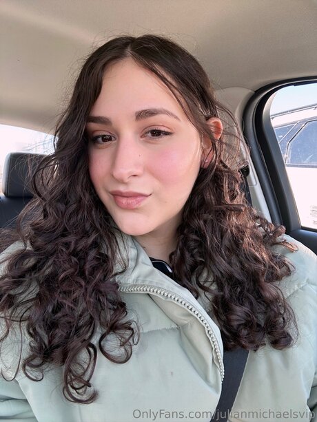 Julianmichaelsvip OnlyFans Model Fotos