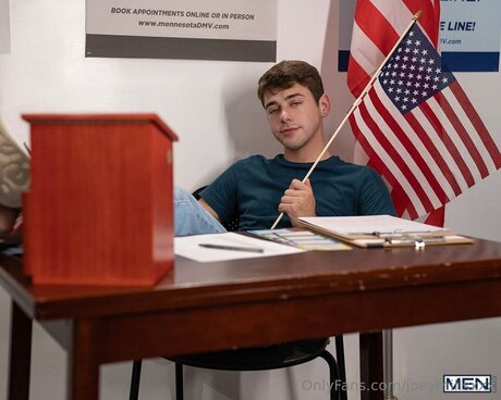 Joeymillsxxx Titten OnlyFans