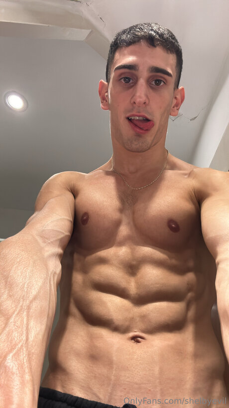 Shelbyevil Leaks von Nacktbildern auf OnlyFans