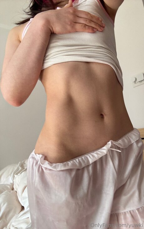 Yuwki Nackt auf OnlyFans