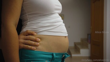 Alice2242 OnlyFans geleakter Pornografie