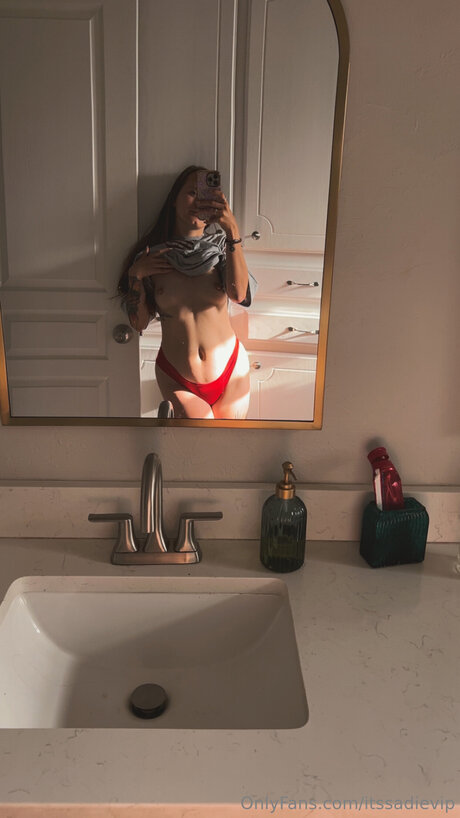 Itssadievip Füße OnlyFans