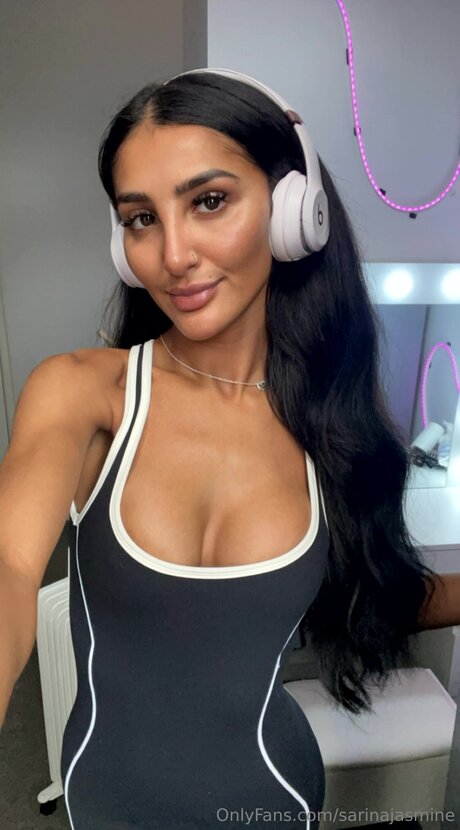 Sarinajasmine Strip OnlyFans