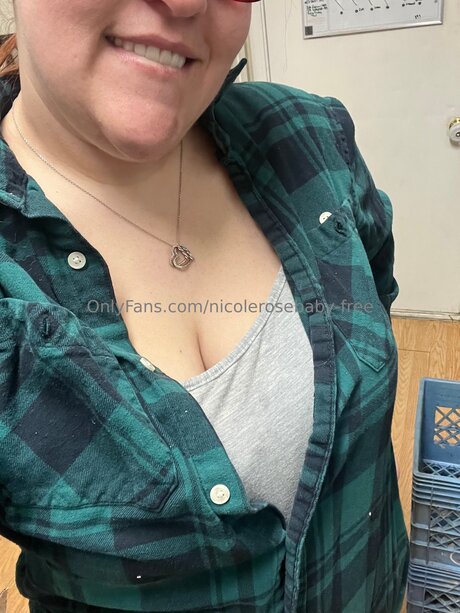 Nicolerosebaby Free OnlyFans Bilder