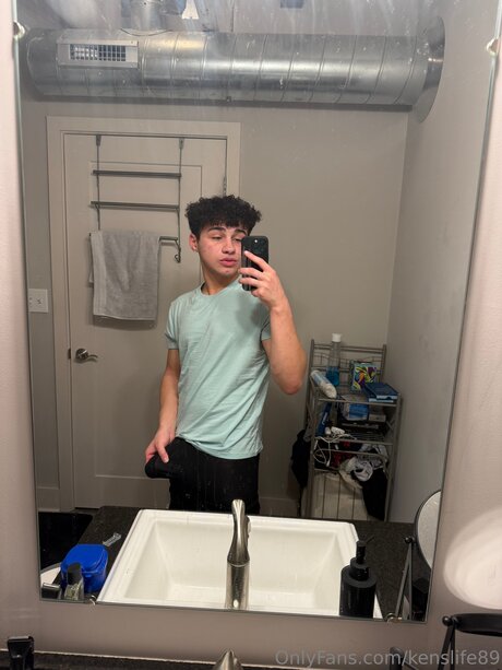 Kenslife89 OnlyFans Model Fotos