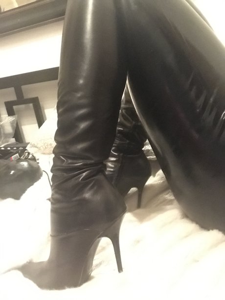 Lexi Sindel Nacktbilder von OnlyFans