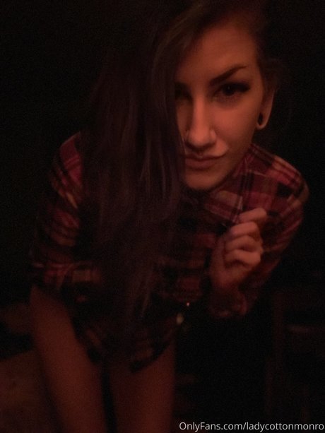 Cottontail Monroe Nacktbilder OnlyFans geleakt