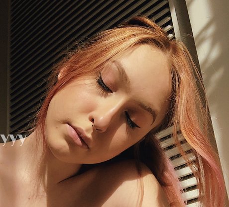 Ivy Lune Oben ohne OnlyFans