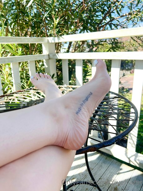 Olivia Frazer_ Füße OnlyFans