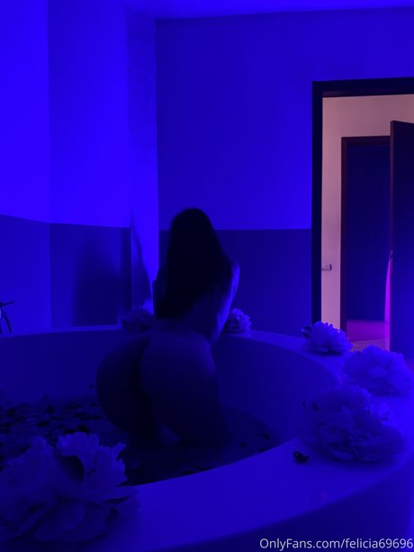 Felicia vina OnlyFans Inhalte