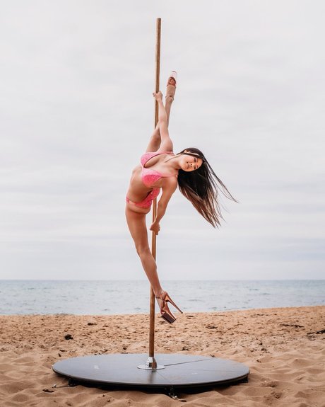 _Annysiia_ OnlyFans Nacktbilder