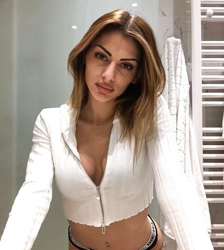Sofia Filidou Nacktpornos auf OnlyFans