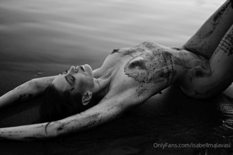 Isabell Malavasi_ OnlyFans Leak