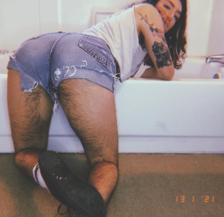 Olive Wren_ OnlyFans Nacktbilder