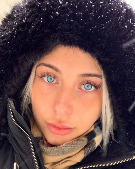 _Daniela Sofia Bragagnolo_ Nacktbilder von OnlyFans