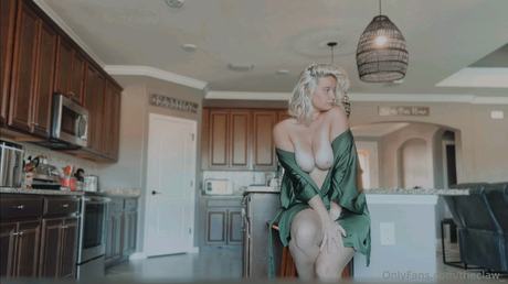 Theclaw_ OnlyFans Model Bilder
