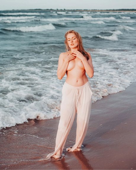 Eva Sindlerova OnlyFans Bilder