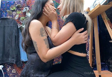 Bellaalouise Nacktbilder von OnlyFans