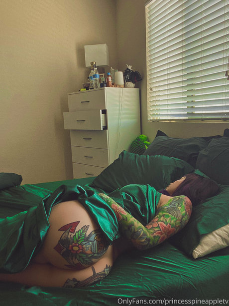 Theprincesspineapple_ OnlyFans-Leaks