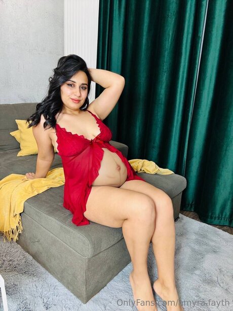 Amyra Fayth OnlyFans-Inhalte