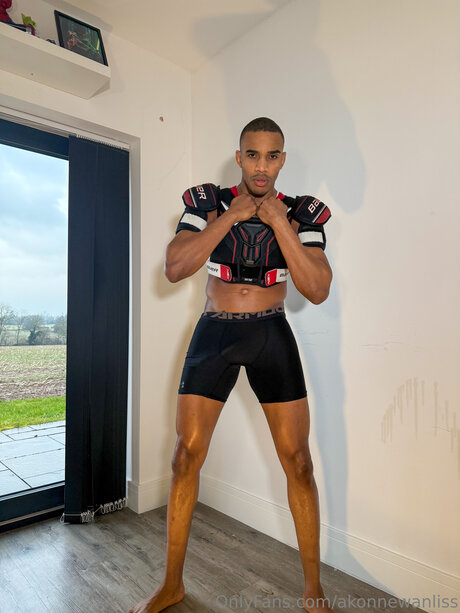 Akonnewanliss OnlyFans-Seite