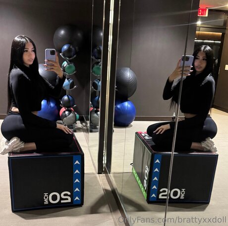 Brattyxxdoll OnlyFans Fotos