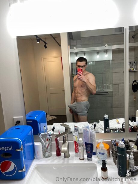 Blakemitchellfree Nacktbilder von OnlyFans