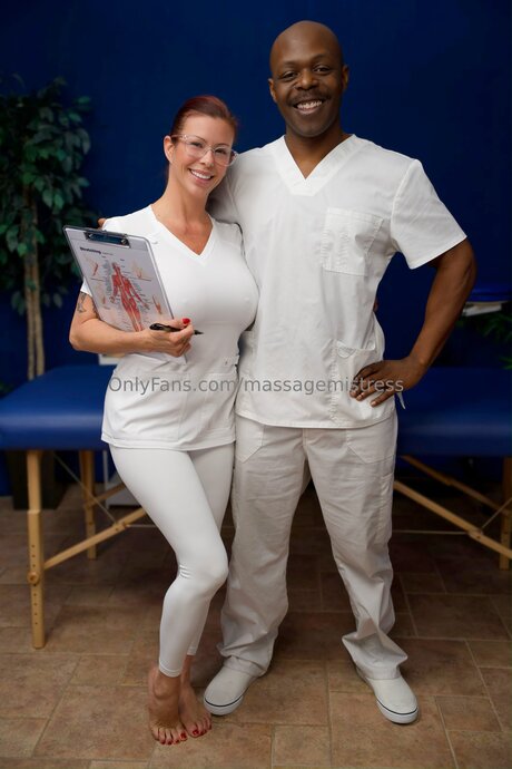 Massagemistress OnlyFans geleakte Pornografie